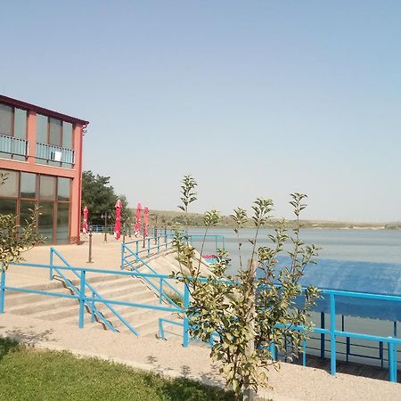 Complex Domneasca Hotel Seimeni Bagian luar foto
