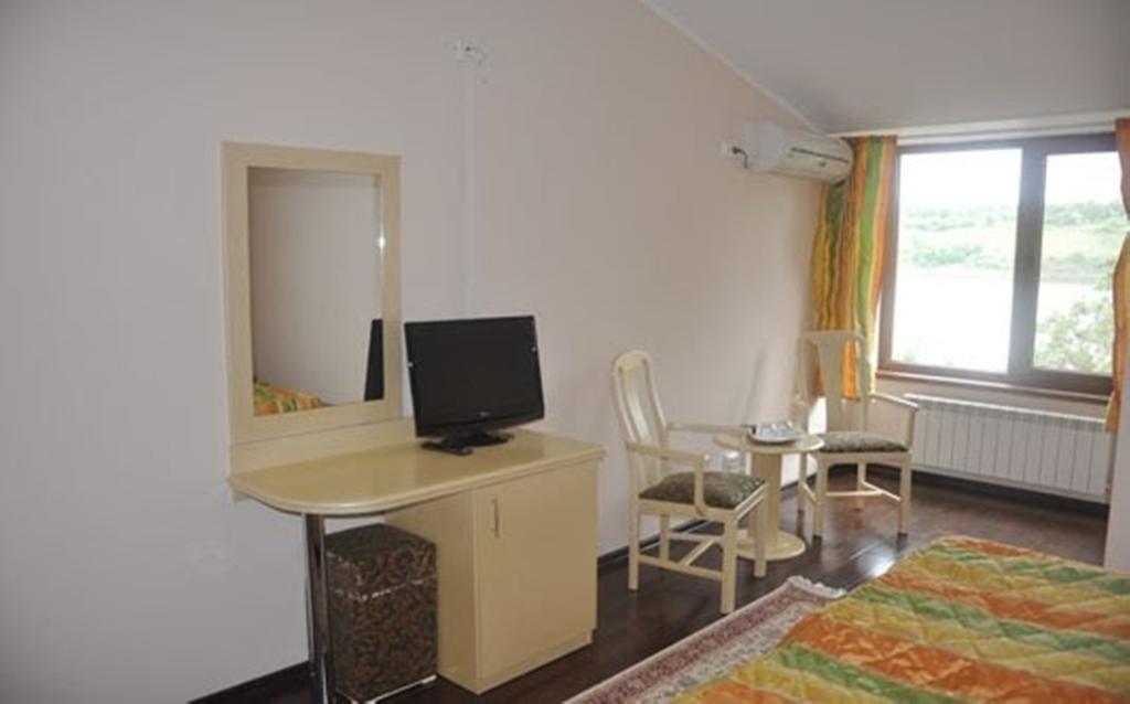 Complex Domneasca Hotel Seimeni Ruang foto