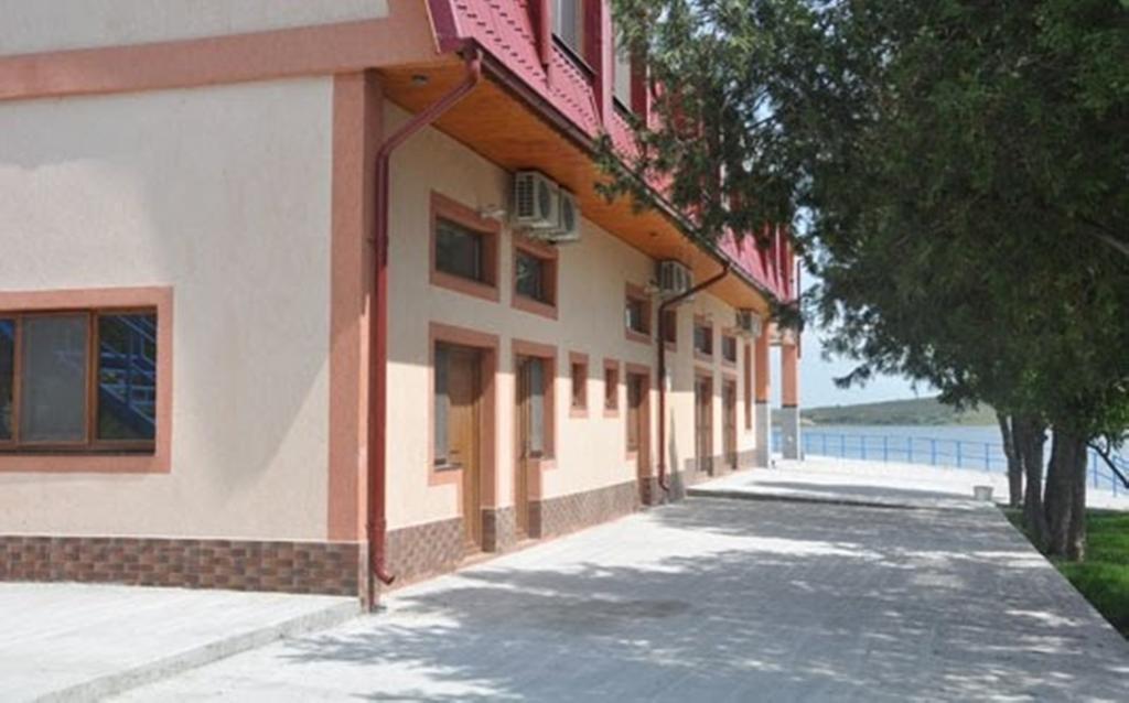 Complex Domneasca Hotel Seimeni Bagian luar foto