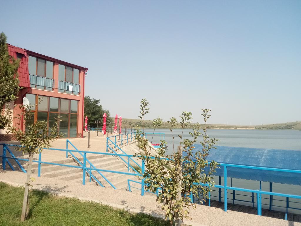 Complex Domneasca Hotel Seimeni Bagian luar foto
